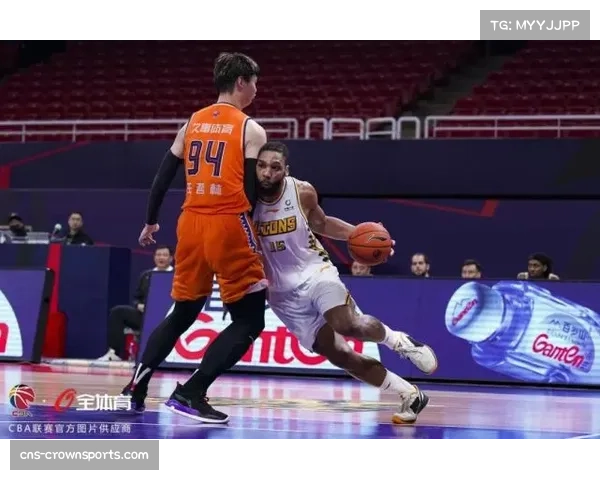 上海久事场均得分98.8分，场均失分82.3分，净胜分联盟第一